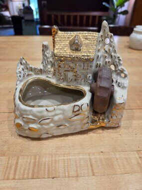 Vintage Shawnee 763 Water Mill Planter with 22k Gold Trim